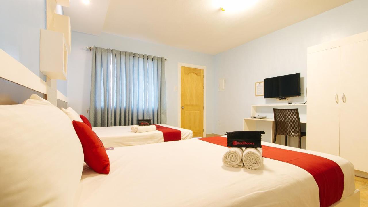 Reddoorz Plus Near Lapasan Plaza Cagayan De Oro Exterior foto