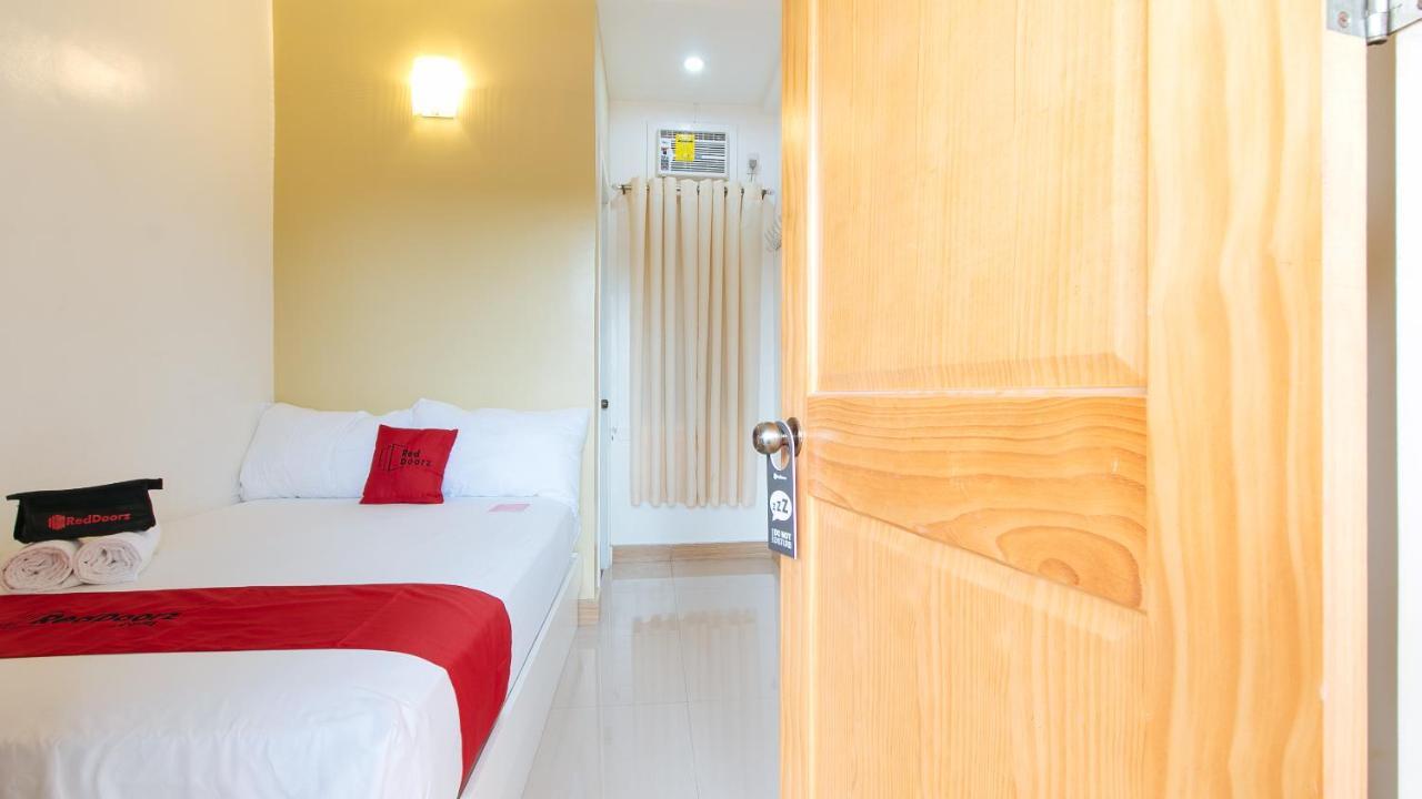 Reddoorz Plus Near Lapasan Plaza Cagayan De Oro Exterior foto